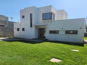 Se arrienda hermosa casa en Mirador de Nogales, Machali