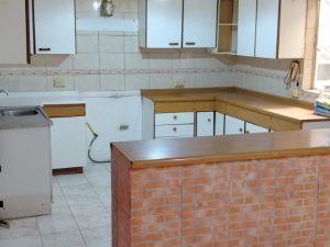 Arriendo Confortable Casa de 2 pisos , Sector Norte .