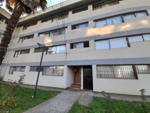 Vendo departamento, en edificio Claudio Arrau