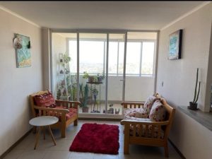 Se arrienda dpto familiar en Condominio Altos de Viña no amoblado.-