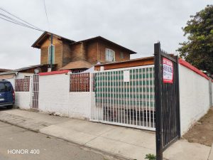 Se Vende Casa Dos Pisos ( P. Hurtado ) ( 2 Depto. Interiores )