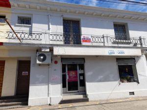 Arriendo oficina en Av. Libertad, entre Claudio Arrau y Carrera