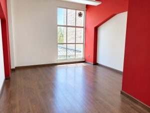 Oportunidad de Inversión, Amplia oficina de 164 m2 en Valparaíso.