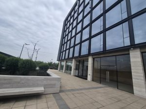 Se arrienda o vende Oficina en Parque Empresarial, Machali