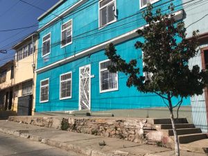 Se arrienda casa porteña cerro Baron a minutos de Av Portales-
